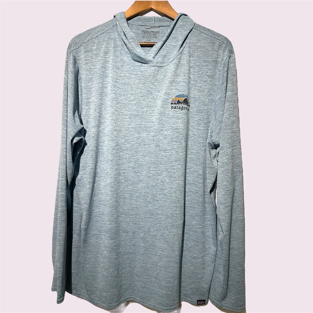 Patagonia Men's Blue Long Sleeve Hoodie Sz XL